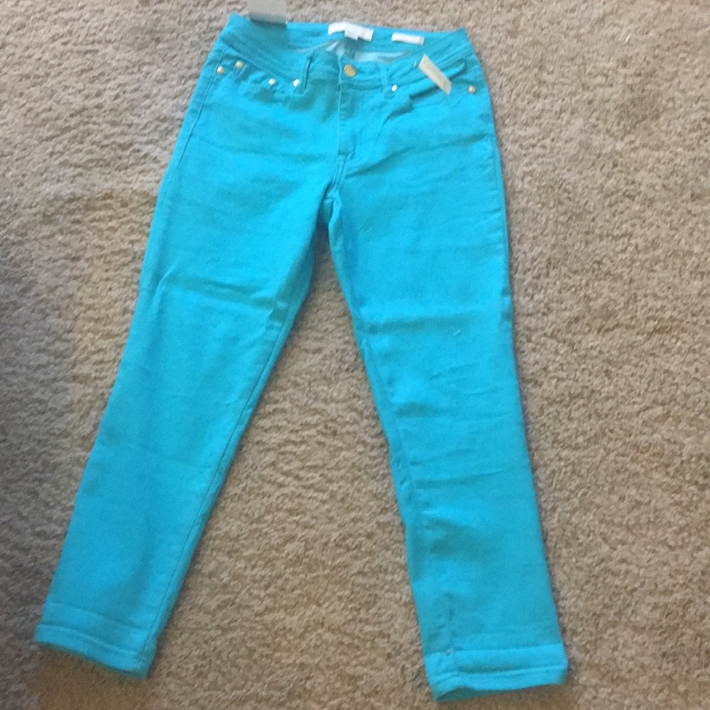 Blue capris